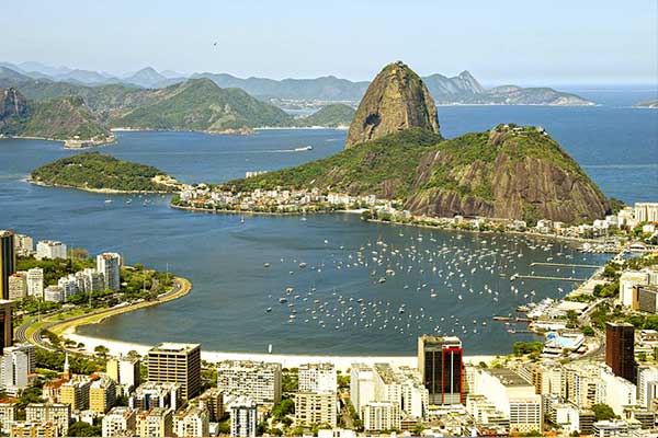دليلك الشامل لاكتشاف أفضل 10 عقارات فاخرة في البرازيل